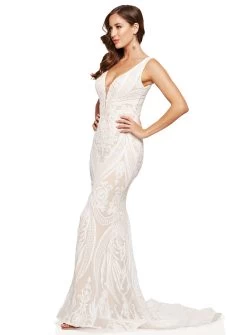 Clarissa Gown -Fashion Dress Shop PW WhiteRunwayJune2022 1677