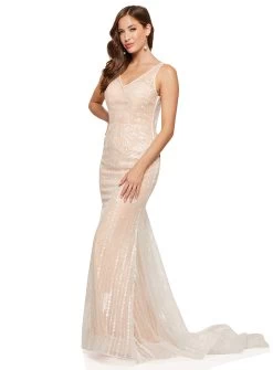 Sammy Gown -Fashion Dress Shop PW WhiteRunwayJune2022 1744