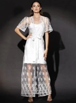 Layla Lace Short Sleeve Robe